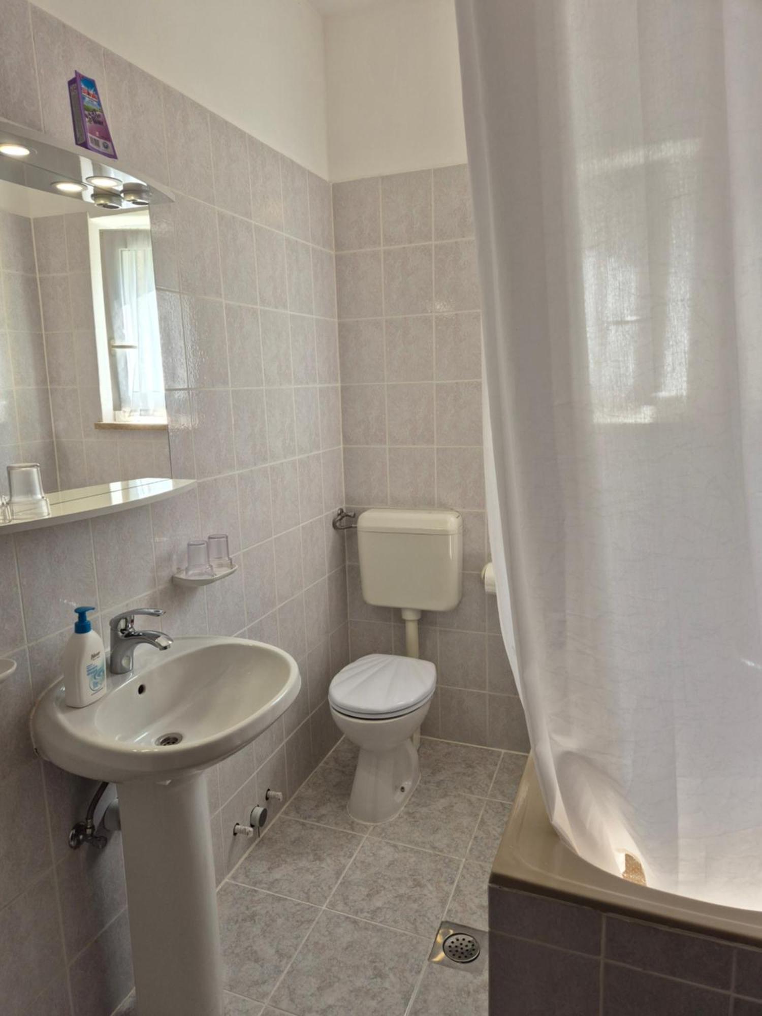 Apartmani Adria Опатія Екстер'єр фото